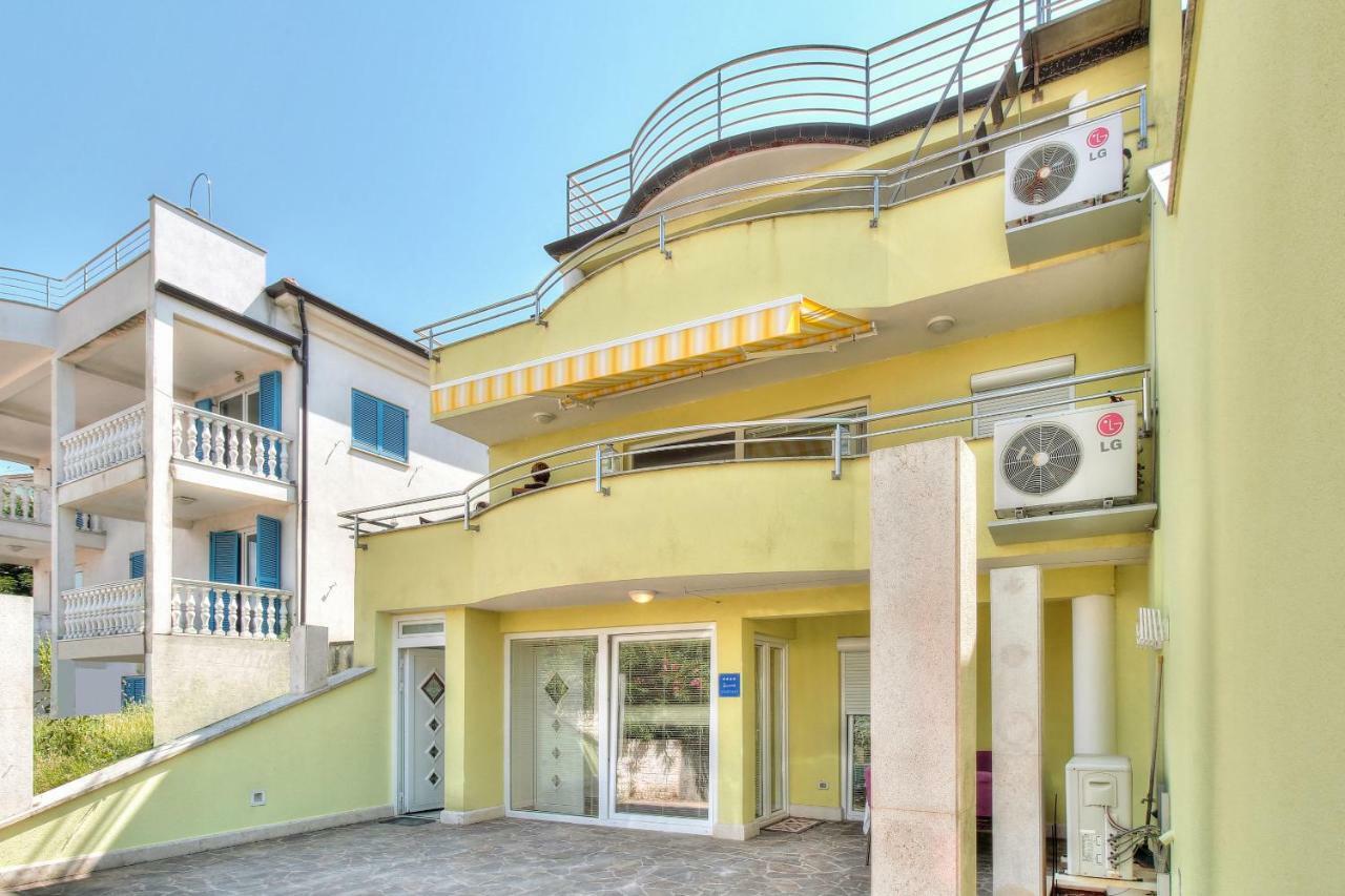 Apartment Katarina Crveni Vrh Buitenkant foto